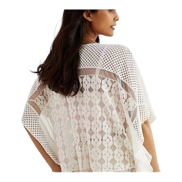 Anthropologie Ivory Lace Crochet Split Sleeve Poncho Top One Size Bohemian - Picture 4 of 10